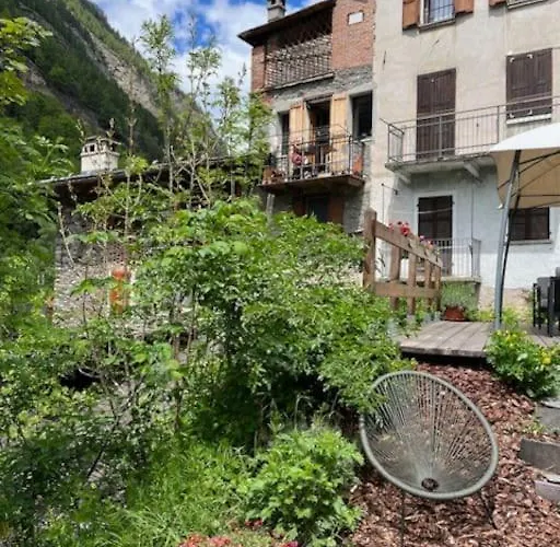 Casa Le Bouquetin 인트로드