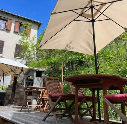 Casa Le Bouquetin Introd