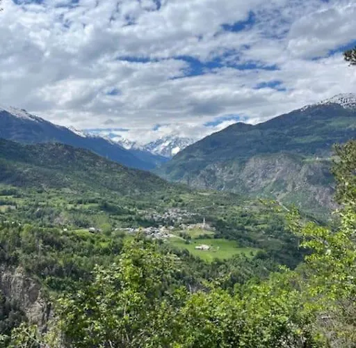 Casa Le Bouquetin Introd